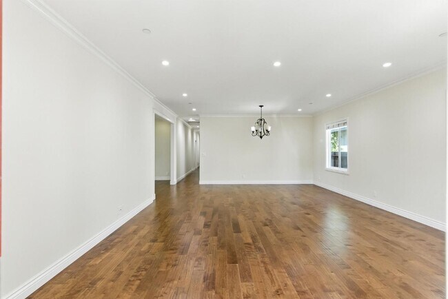 Foto del edificio - 313 N Eldorado St
