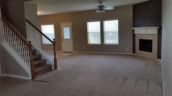 Foto del edificio - 2209 Jefferson Crossing Dr