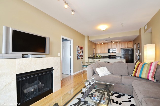 Foto del edificio - 3232 N Halsted St