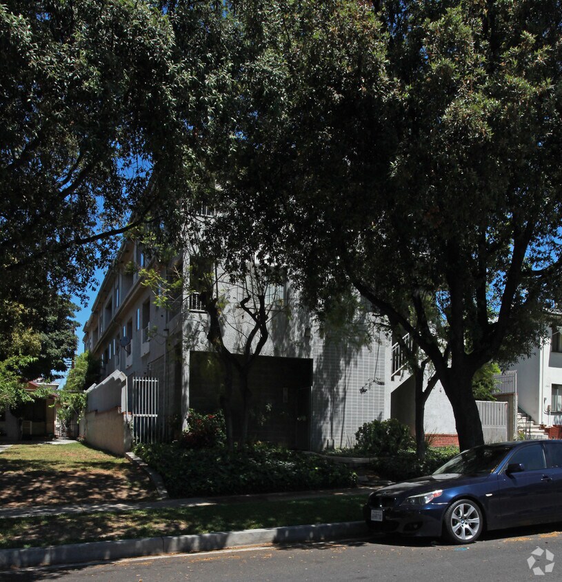 Building Photo - 1041 Allen Ave