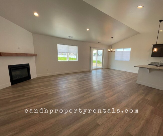 Building Photo - 4612 Liahona Ln