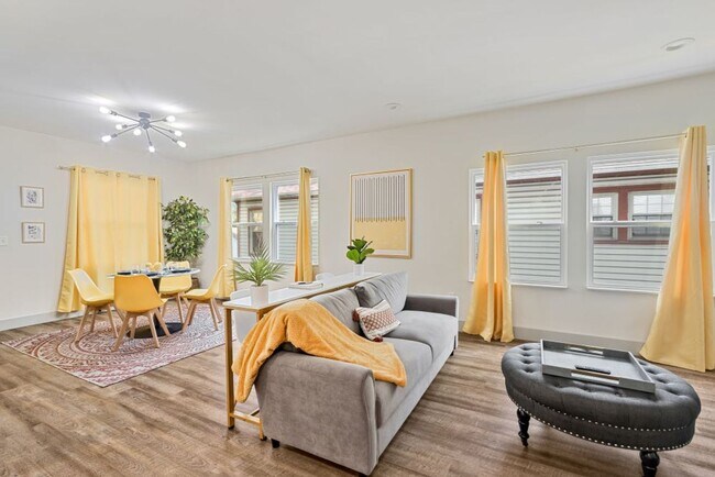 Foto del edificio - Beautiful renovated home!