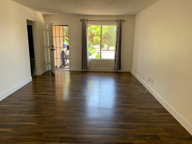 Foto del edificio - 4554 Quailridge Dr