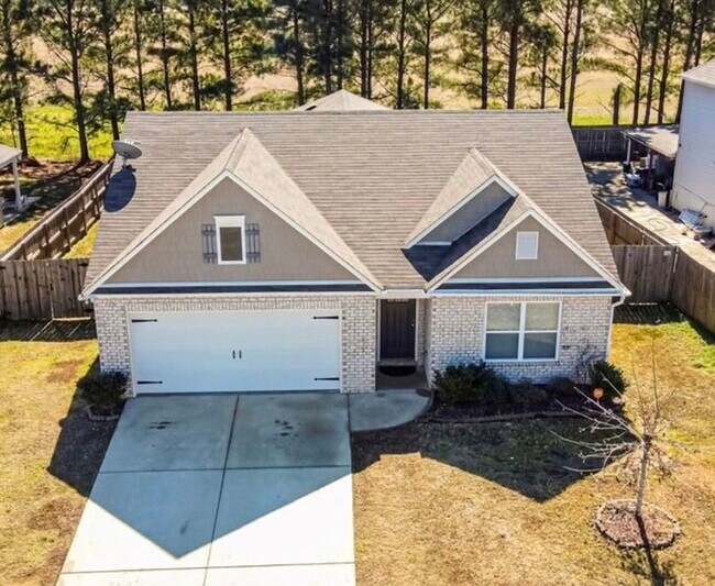 Building Photo - 2615 Lily Way