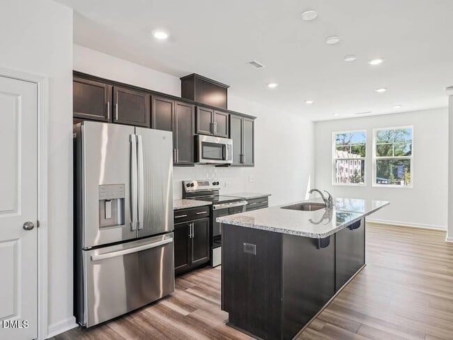 Building Photo - 3101 White Blossom Ct