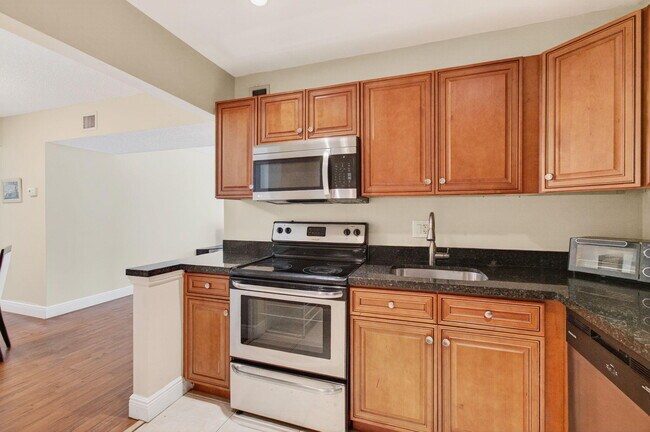 Foto del edificio - 480 NW 20th St
