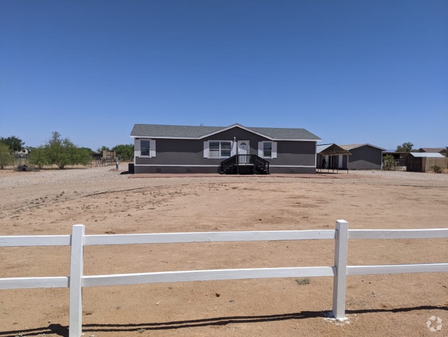 Building Photo - 10438 E Bella Ln