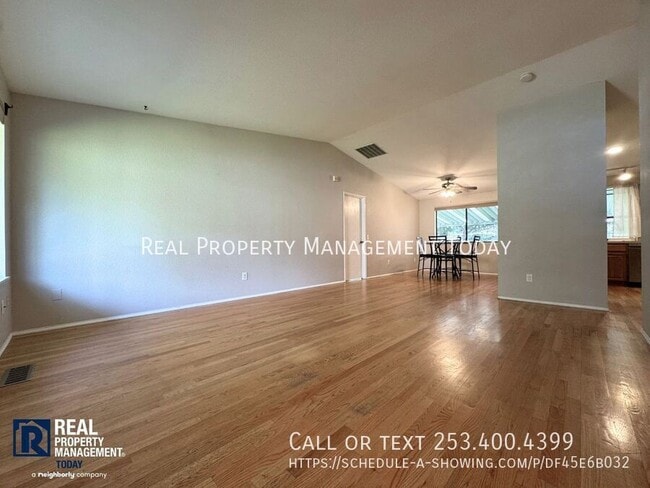 Building Photo - 9129 Skokomish Wy NE