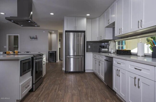 Foto del edificio - 2844 N 81st Way