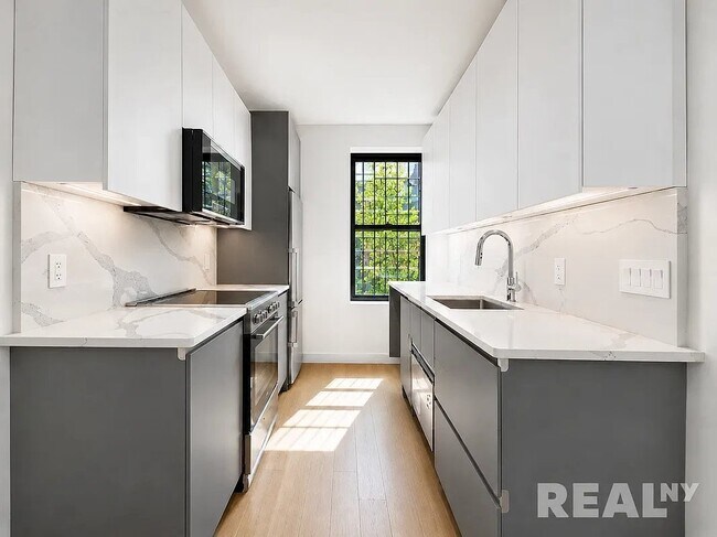Foto del edificio - 19 Wyckoff St