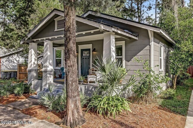 Foto del edificio - 1117 Cedar St