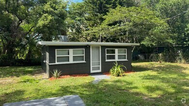 Building Photo - 310 Mosley Rd