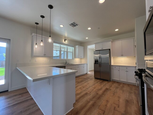 Building Photo - New Construction California-Ranch Style 4-...