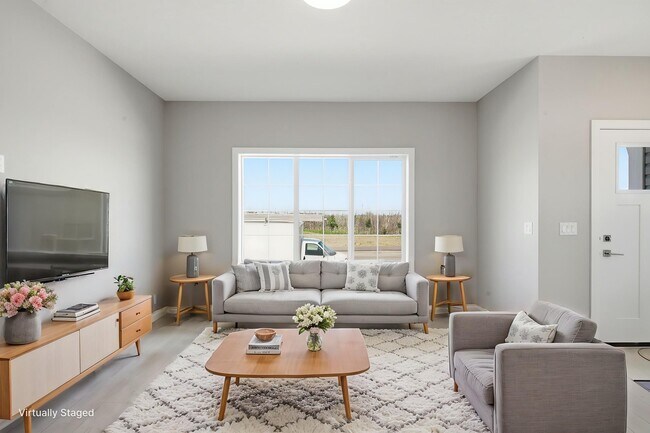 Photo du bâtiment - 9917 Huxbury Dr NE