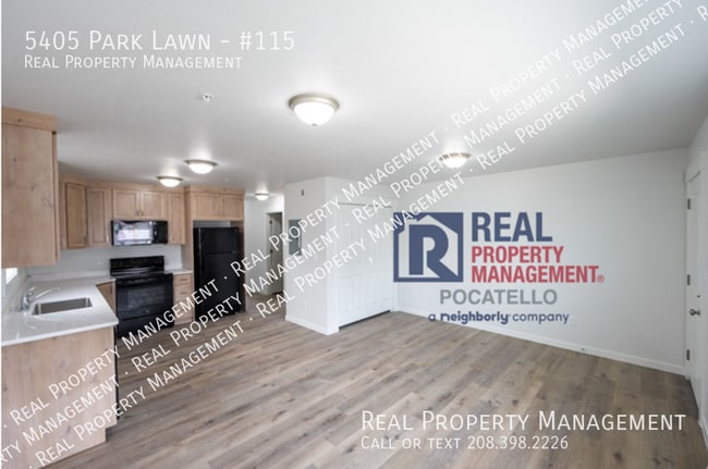 Building Photo - 5405 Park Lawn Dr