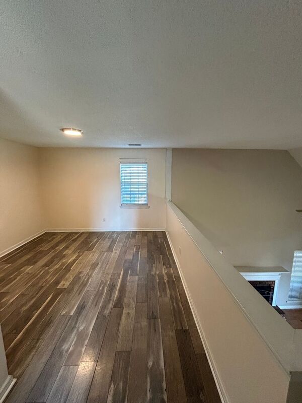 Foto del edificio - 189 Stonecliff Cir