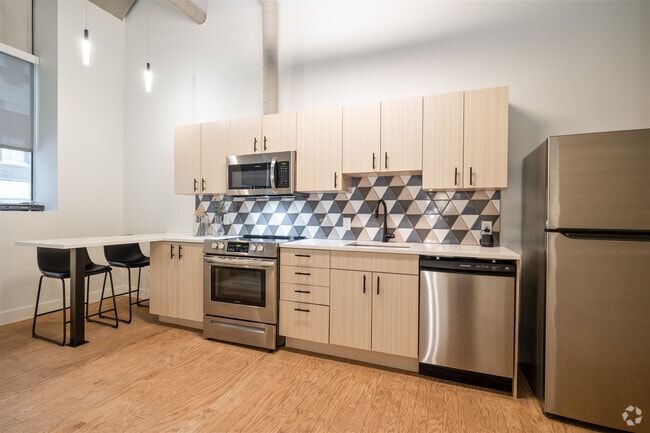 1BR, 1BA - 642SF - H - Innovation Landing