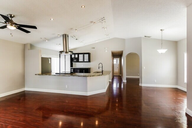 Building Photo - 210 NW 207th Way