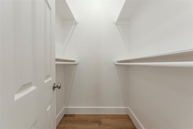 Building Photo - 9727 A/B Cargill St