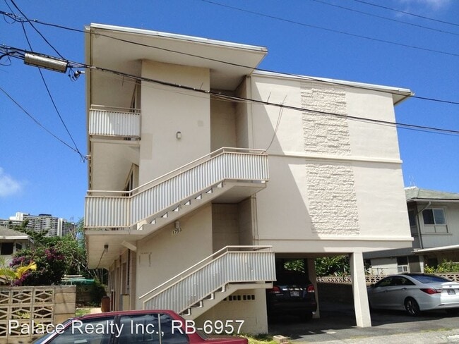 Building Photo - 1753 Malanai St