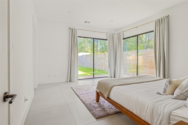 Foto del edificio - 1550 Ashway St