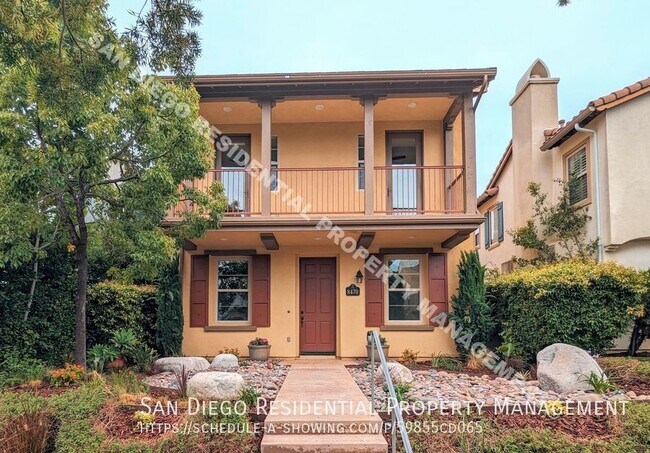Building Photo - Fabulous Del Sur Darling