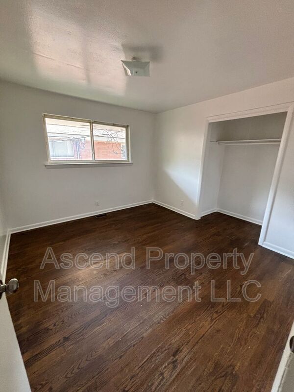 Foto del edificio - 2506 Laura St