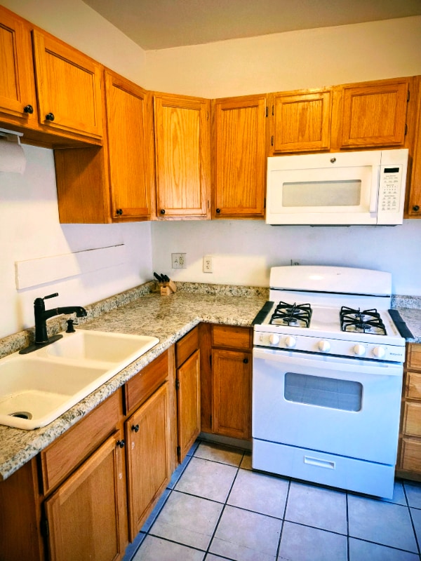 Building Photo - 23 Lexington Ave