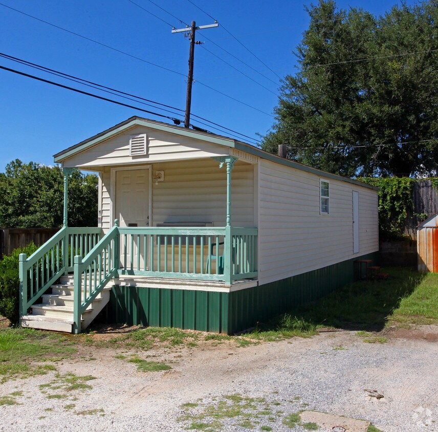 Foto del edificio - 4171 Government Blvd