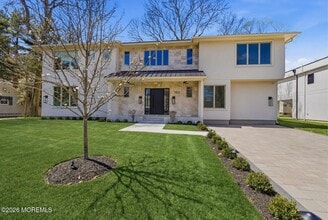 Building Photo - 152 Ampere Ave
