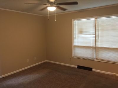 Foto del edificio - 817 W Mauney Ave