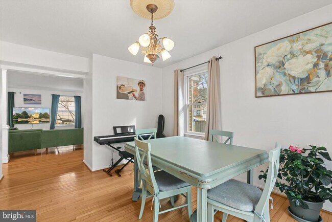 Foto del edificio - 15730 Ambiance Dr