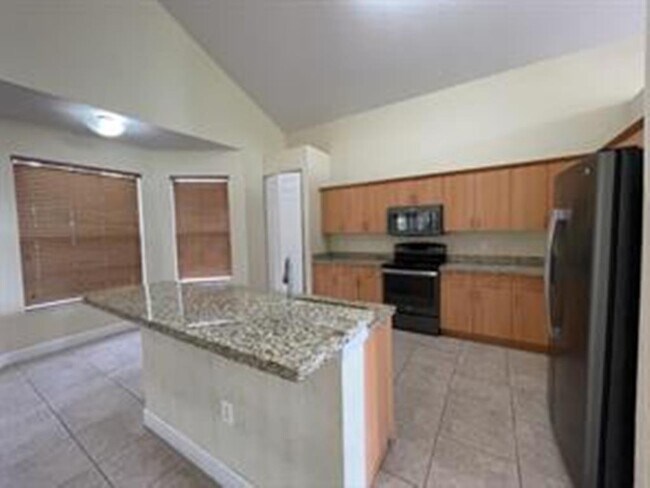 Photo - 4531 SW 131st Ter House