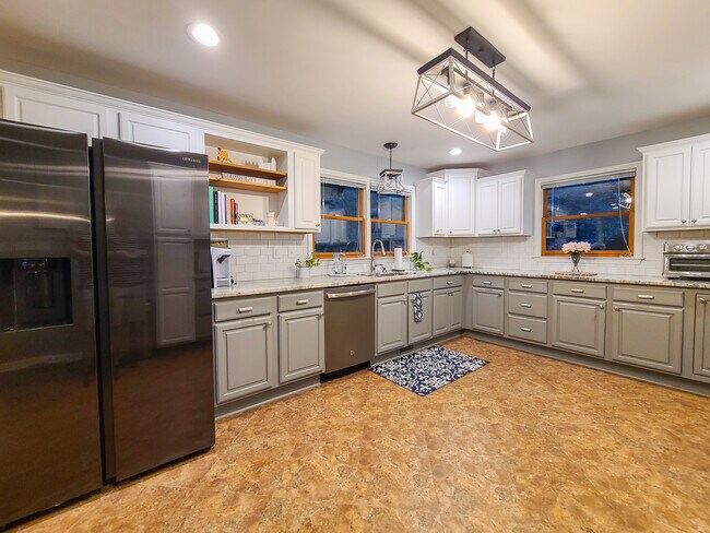 Foto del edificio - 3103 S Oak Ct SE