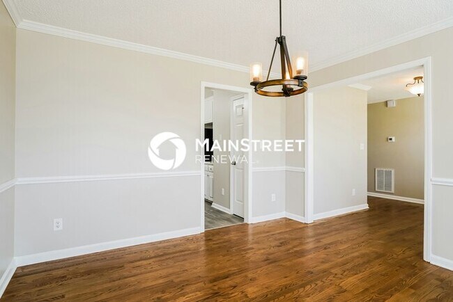 Building Photo - 3 Bedroom Pet-Friendly Home in Raleigh, NC with Main Street Renewal