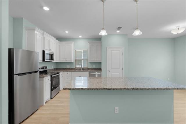 Building Photo - 2027 Bluebonnet Ave