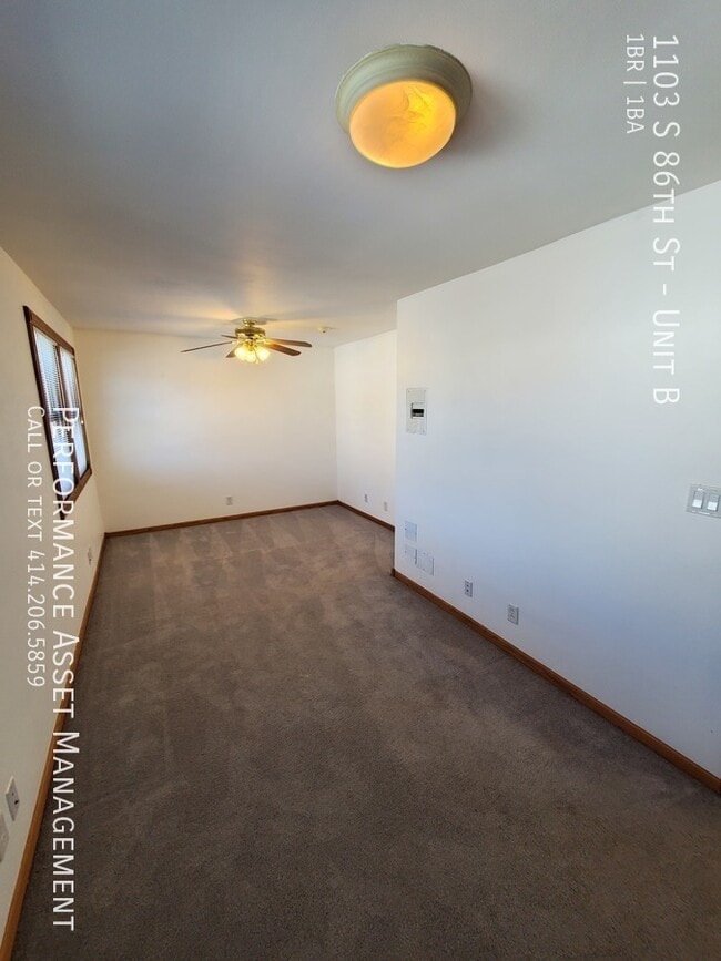 Building Photo - 1103 S 86th St