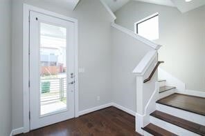 Building Photo - 611 Sydnor St