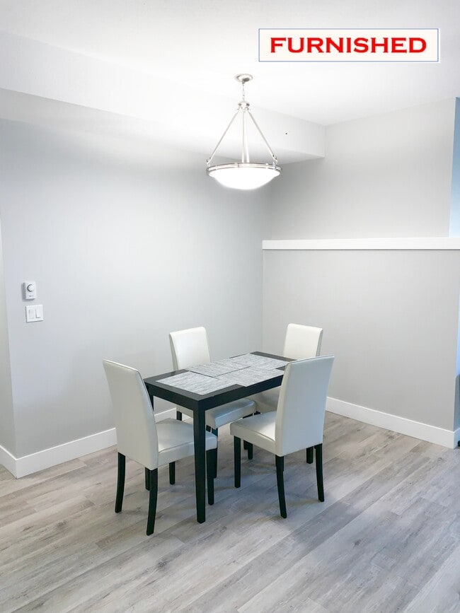 Building Photo - 8324-B-8388 88 Ave