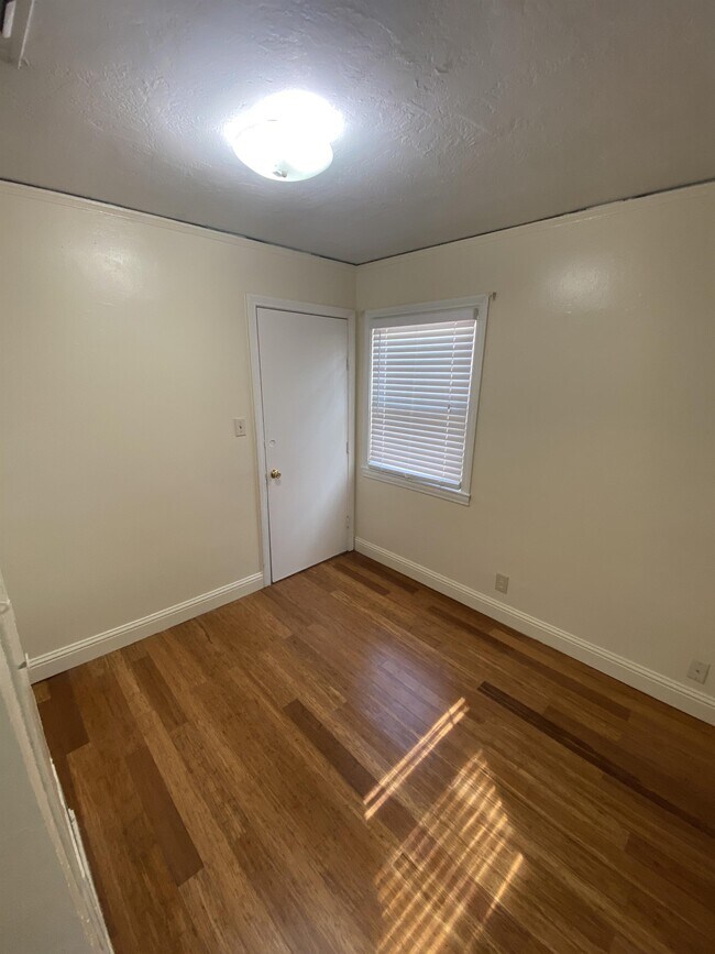 950 Acacia Ave, Sacramento, CA 95815 House Rental in Sacramento, CA