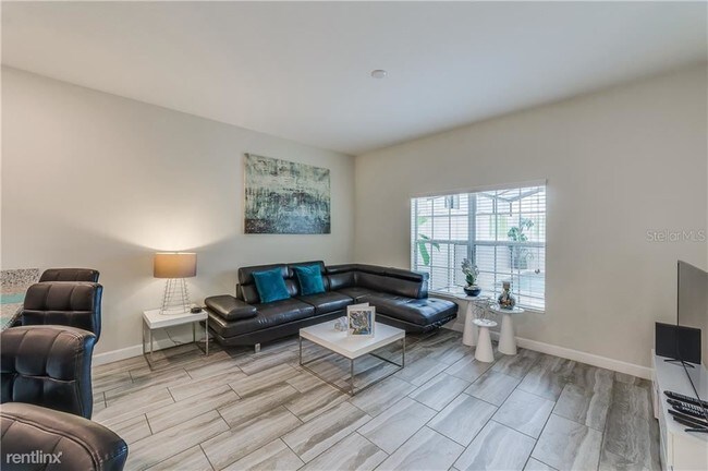 Foto del edificio - 4 br, 3 bath House - 3079 Pequod Pl