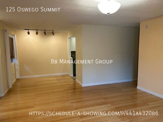 Foto del edificio - 125 Oswego Summit