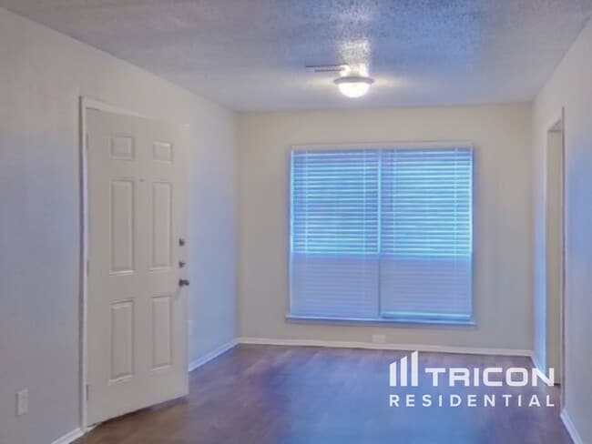 Foto del edificio - 717 Marlow Pl