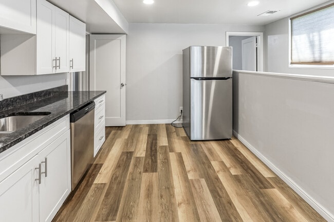 Foto del edificio - 2910 Orchard Cir