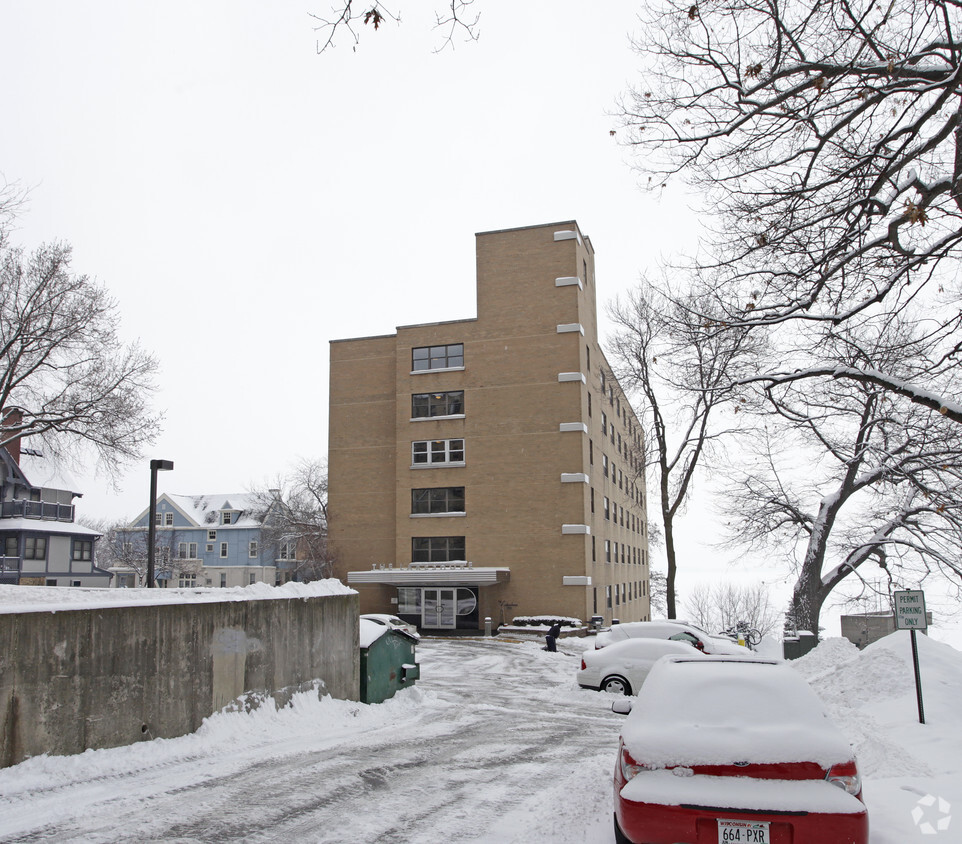 Foto del edificio - The Lakeshore