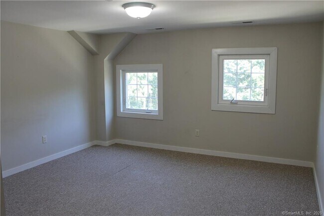 Building Photo - 257 CT-80