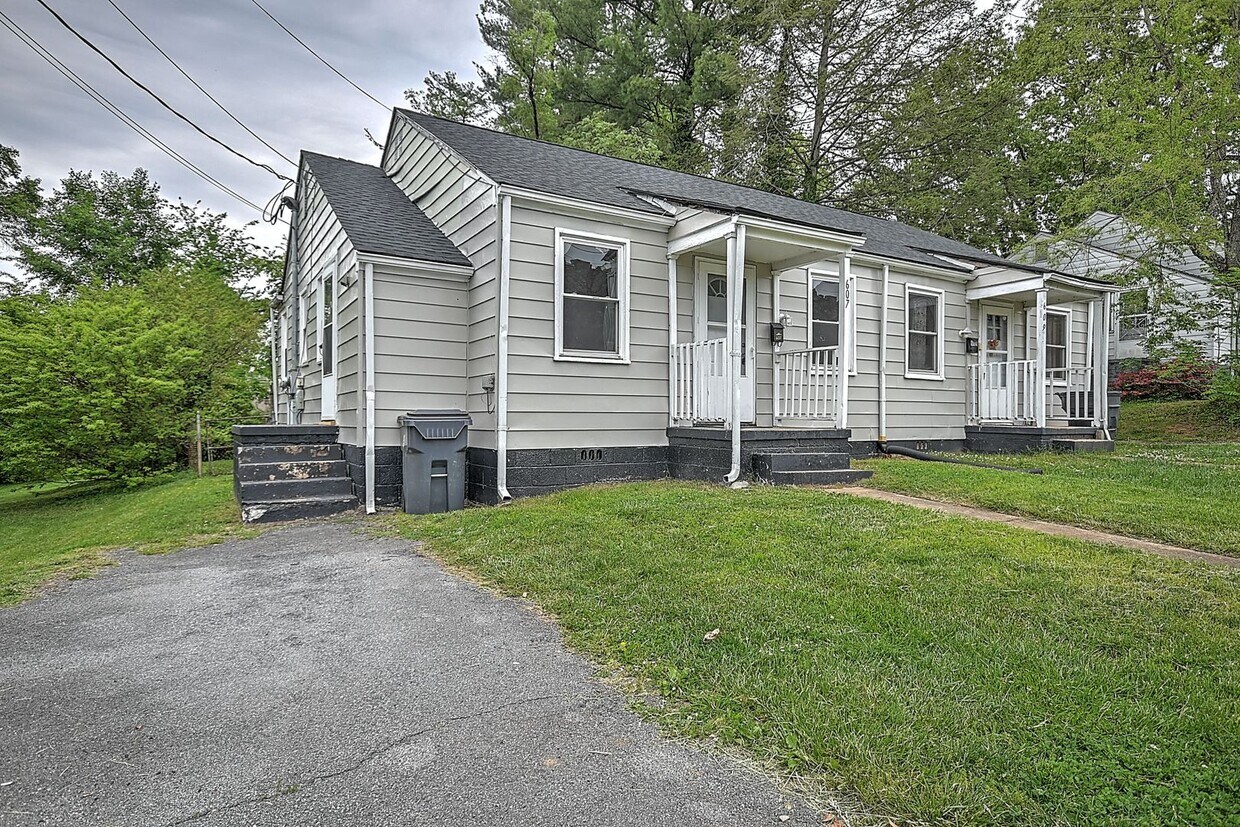 607 Weaver Pike, Bristol, TN 37620 House Rental in Bristol, TN