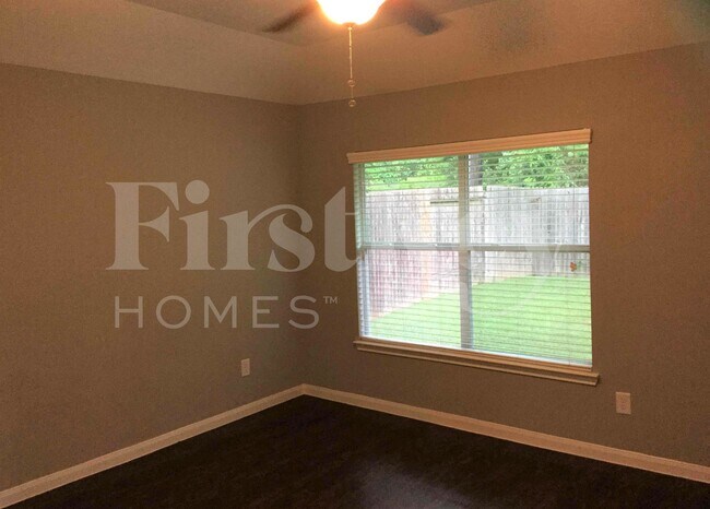 Foto del edificio - 14918 Huntington Willow Ln