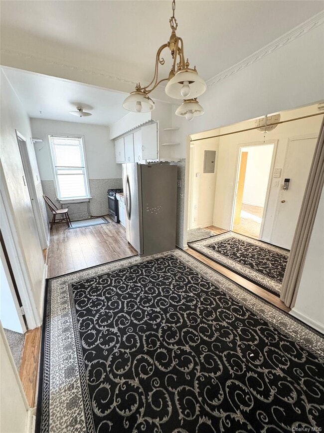 Building Photo - 18 Bay 22nd St