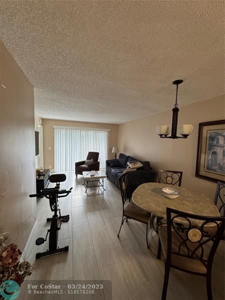 Foto del edificio - 2226 N Cypress Bend Dr